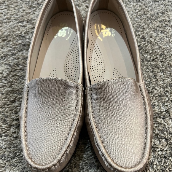 SAS Shoes - SAS GOLD LOAFER SHOES